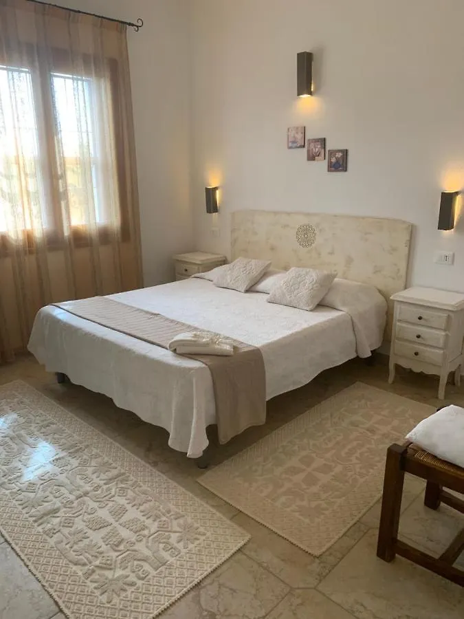 Hostal Casa Nerelie'S Orosei 0*,